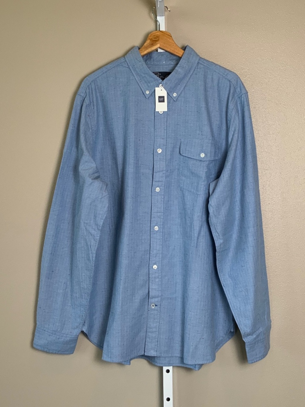 GAP Lived-In Herringbone Button Down Oxford Shirt